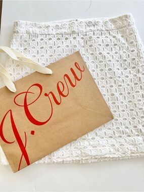 Classic J Crew White Eyelet Lace Mini Skirt Womens Sz 4 hidden zipper back